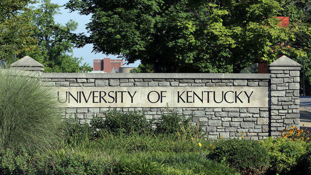 Getting Into UK College Of Law LSAT GPA Requirements university-of-kentucky-law-school-gpa-requirements-collegelearners